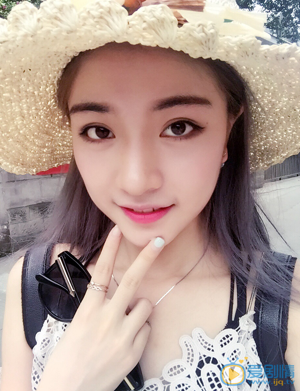  青春最好时李妮可是谁演的？李妮可扮演者小小蕾个人资料及生活写真照欣赏