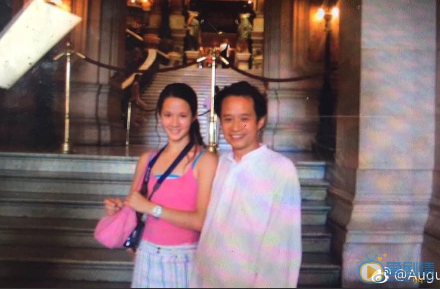 徐嘉雯亲人合照 徐嘉雯高清写真_徐嘉雯高清剧照