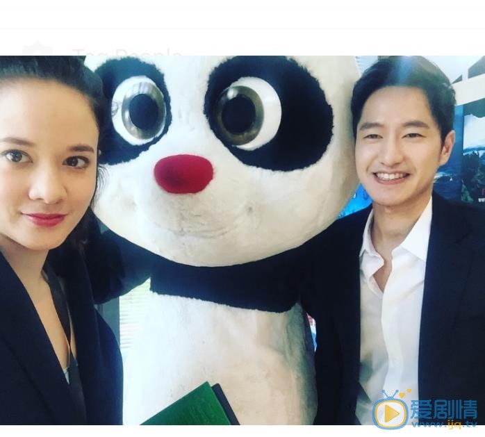 徐嘉雯友人合照 徐嘉雯高清写真_徐嘉雯高清剧照