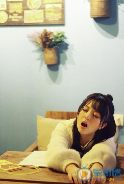 童可可街拍写真 童可可高清写真_童可可高清剧照