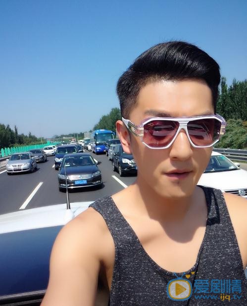 梁大维生活照 梁大维高清写真_梁大维高清剧照