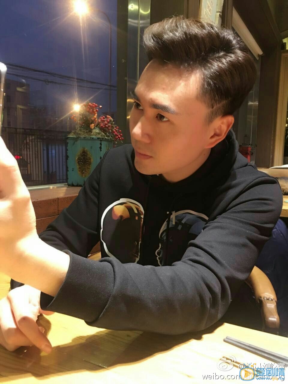刘屹宸生活照 刘屹宸高清写真_刘屹宸高清剧照