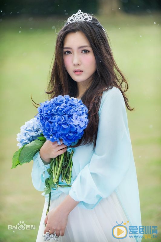 何洁甜美写真 何洁高清写真_何洁高清剧照