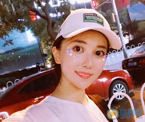 白澜生活照 白澜高清写真_白澜高清剧照