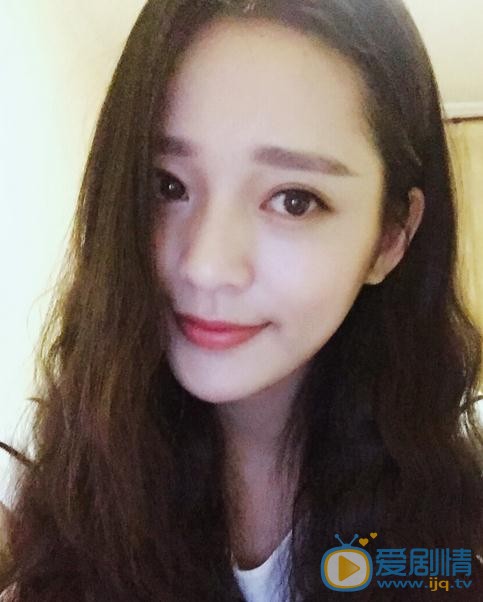 丁柳雁生活照 丁柳雁高清写真_丁柳雁高清剧照