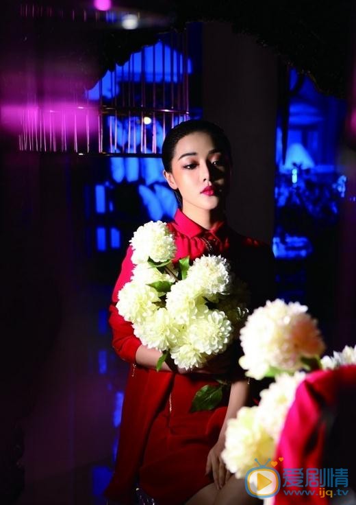 邓家佳杂志合集 邓家佳高清写真_邓家佳高清剧照