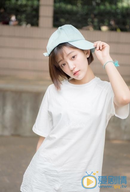 罗予彤夏日写真 罗予彤高清写真_罗予彤高清剧照
