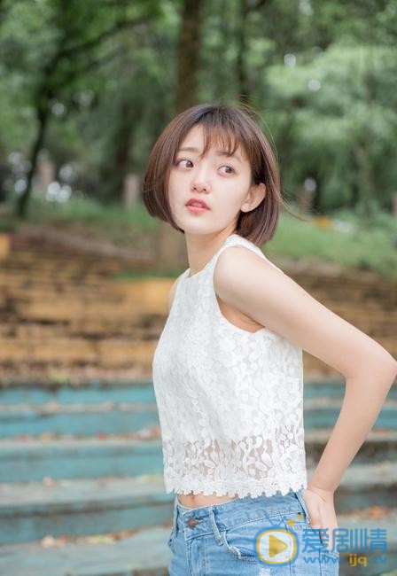 罗予彤夏日写真 罗予彤高清写真_罗予彤高清剧照