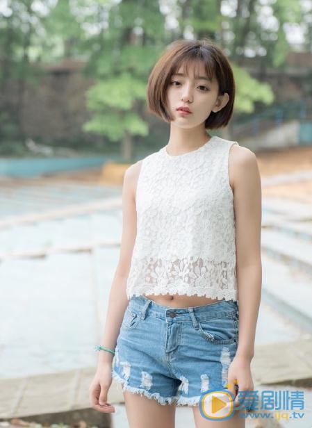 罗予彤夏日写真 罗予彤高清写真_罗予彤高清剧照