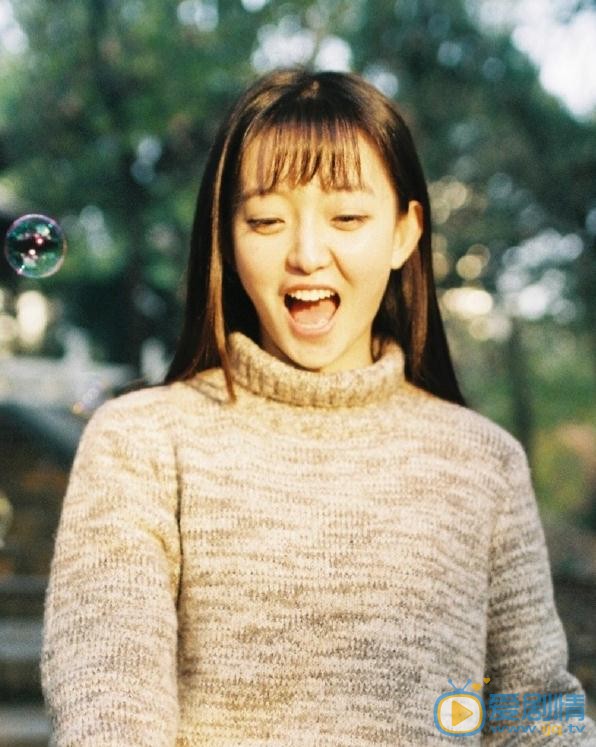 罗予彤秋色写真 罗予彤高清写真_罗予彤高清剧照
