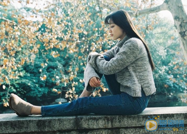 罗予彤秋色写真 罗予彤高清写真_罗予彤高清剧照