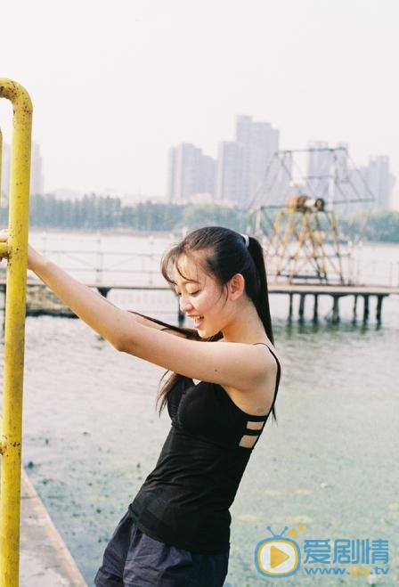 罗予彤清凉写真 罗予彤高清写真_罗予彤高清剧照