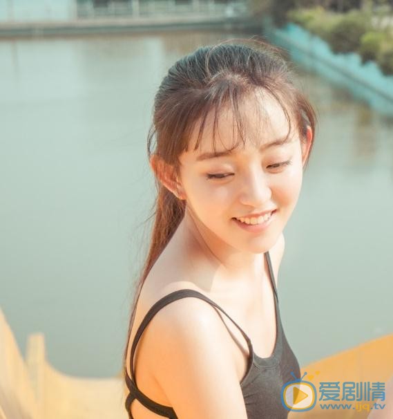 罗予彤清凉写真 罗予彤高清写真_罗予彤高清剧照