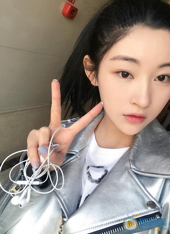 姜嫄生活照 姜嫄高清写真_姜嫄高清剧照