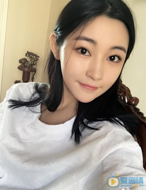 姜嫄生活照 姜嫄高清写真_姜嫄高清剧照