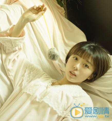 王玲玉白色写真 王玲玉高清写真_王玲玉高清剧照