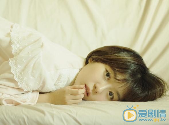 王玲玉白色写真 王玲玉高清写真_王玲玉高清剧照