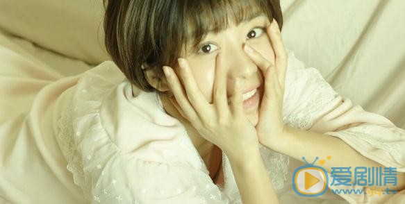王玲玉白色写真 王玲玉高清写真_王玲玉高清剧照