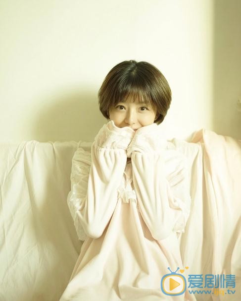 王玲玉白色写真 王玲玉高清写真_王玲玉高清剧照