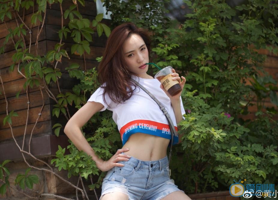 黄小戈靓丽写真 黄小戈高清写真_黄小戈高清剧照