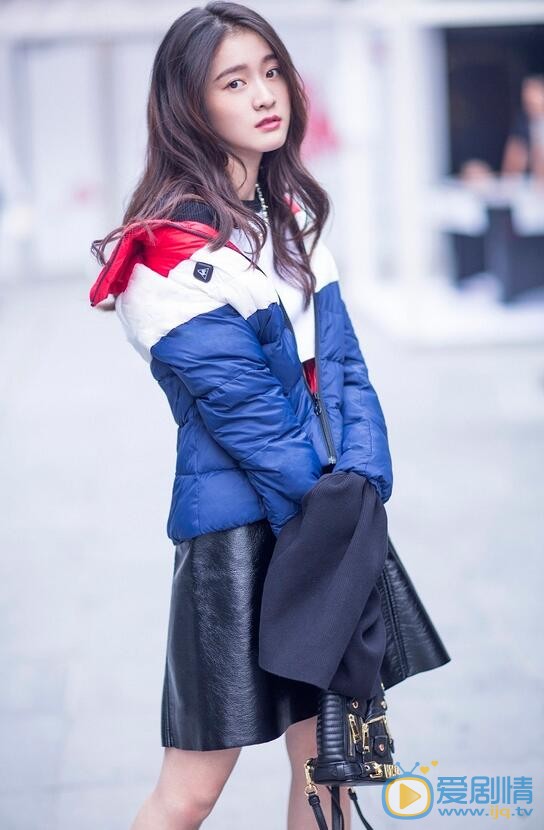 张雪迎街拍写真 张雪迎高清写真_张雪迎高清剧照