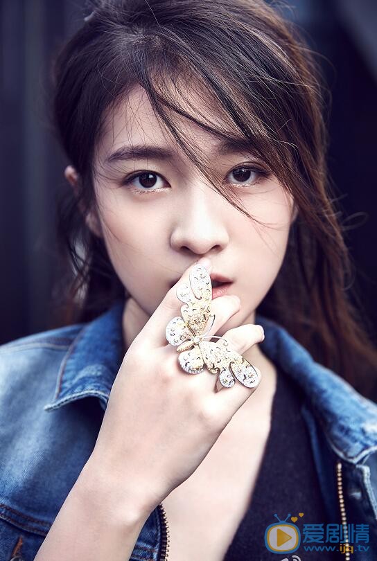 张雪迎街拍写真 张雪迎高清写真_张雪迎高清剧照