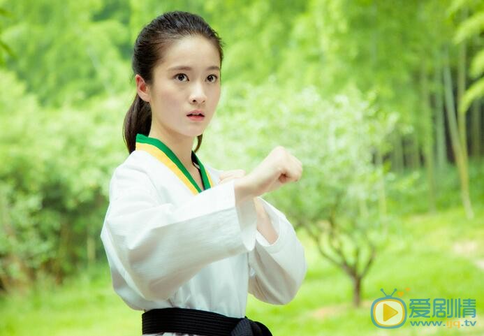 张雪迎《旋风少女》剧照 张雪迎高清写真_张雪迎高清剧照