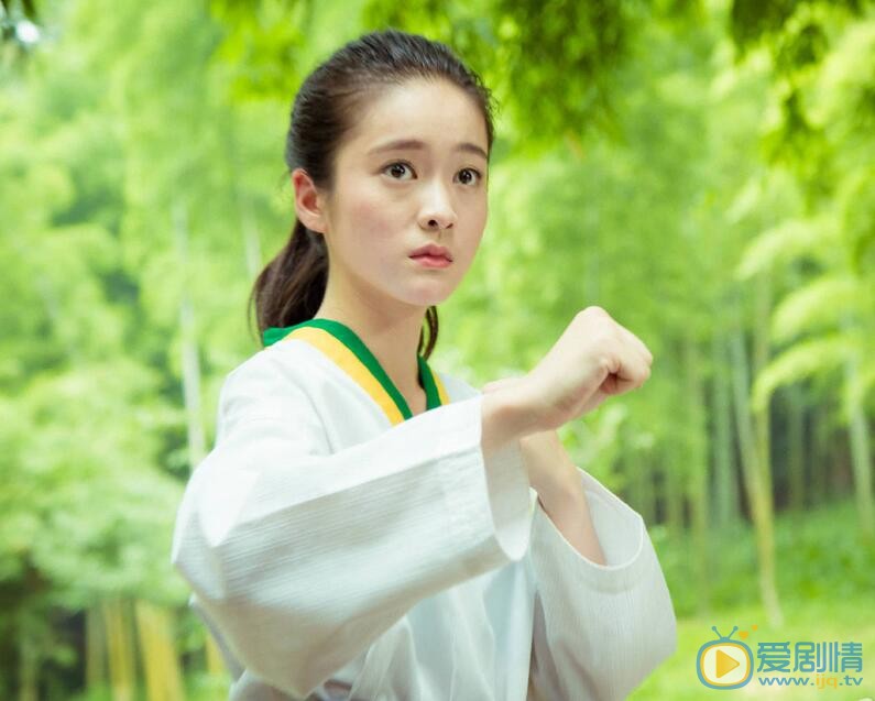 张雪迎《旋风少女》剧照 张雪迎高清写真_张雪迎高清剧照