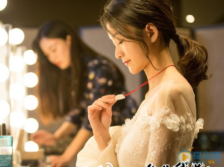 张雪迎《你的名字我的姓氏》剧照 张雪迎高清写真_张雪迎高清剧照