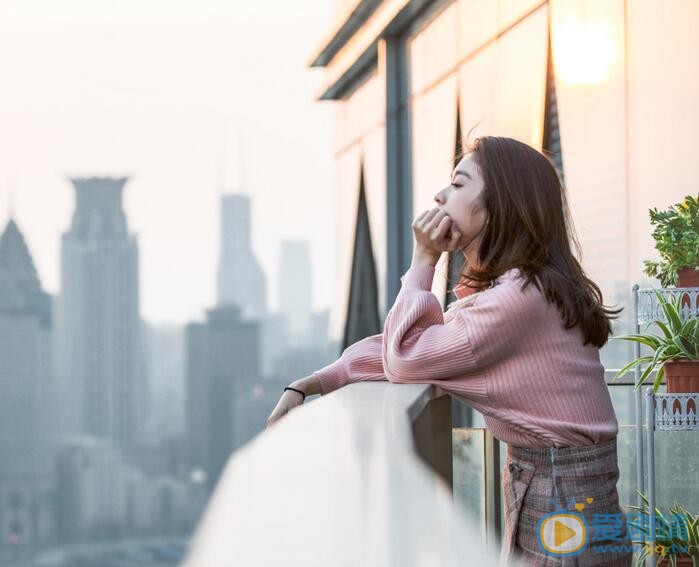张雪迎《你的名字我的姓氏》剧照 张雪迎高清写真_张雪迎高清剧照