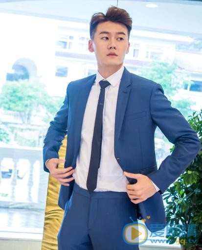 李柄辉片场照 李柄辉高清写真_李柄辉高清剧照