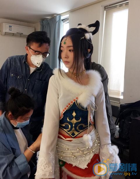 叶芸菲片场照 叶芸菲高清写真_叶芸菲高清剧照