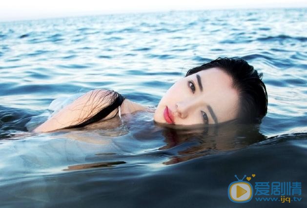 叶芸菲水中写真 叶芸菲高清写真_叶芸菲高清剧照