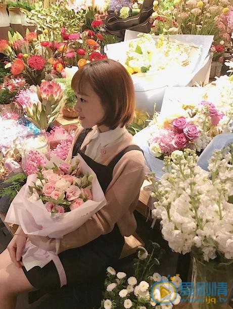 林千鹿花儿写真 林千鹿高清写真_林千鹿高清剧照