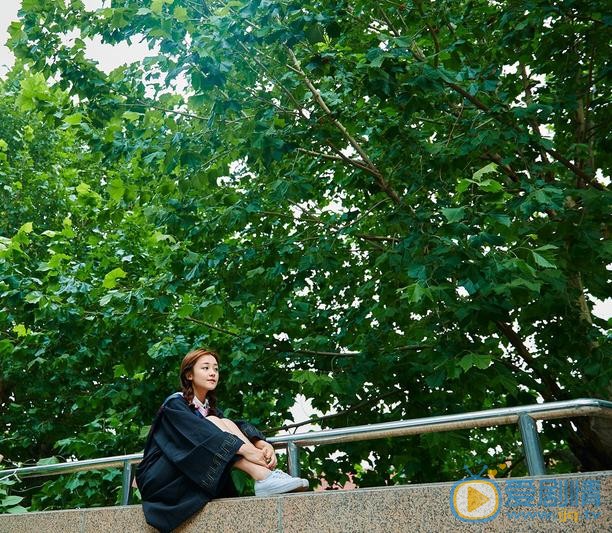 林千鹿毕业服写真 林千鹿高清写真_林千鹿高清剧照