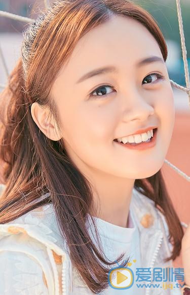 林千鹿校园写真 林千鹿高清写真_林千鹿高清剧照