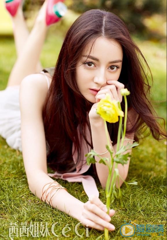 迪丽热巴清纯写真 迪丽热巴高清写真_迪丽热巴高清剧照