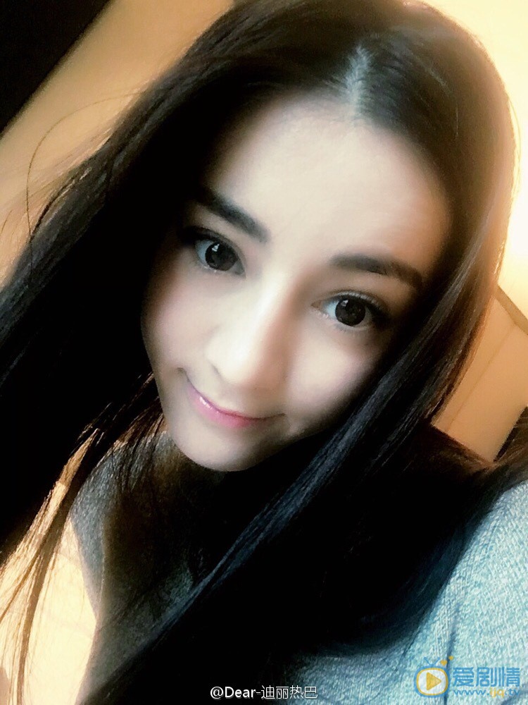 迪丽热巴生活照片 迪丽热巴高清写真_迪丽热巴高清剧照