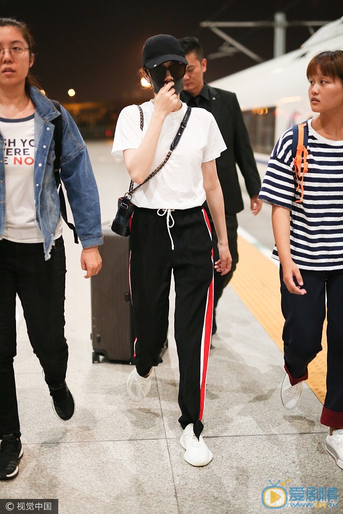 迪丽热巴路透照 迪丽热巴高清写真_迪丽热巴高清剧照