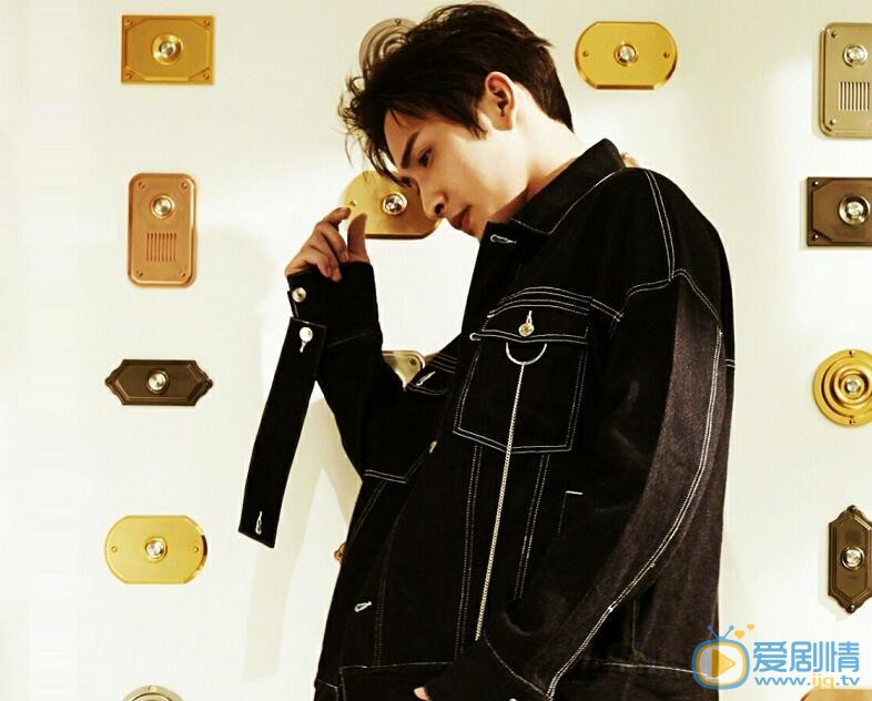 张彬彬杂志写真 张彬彬高清写真_张彬彬高清剧照