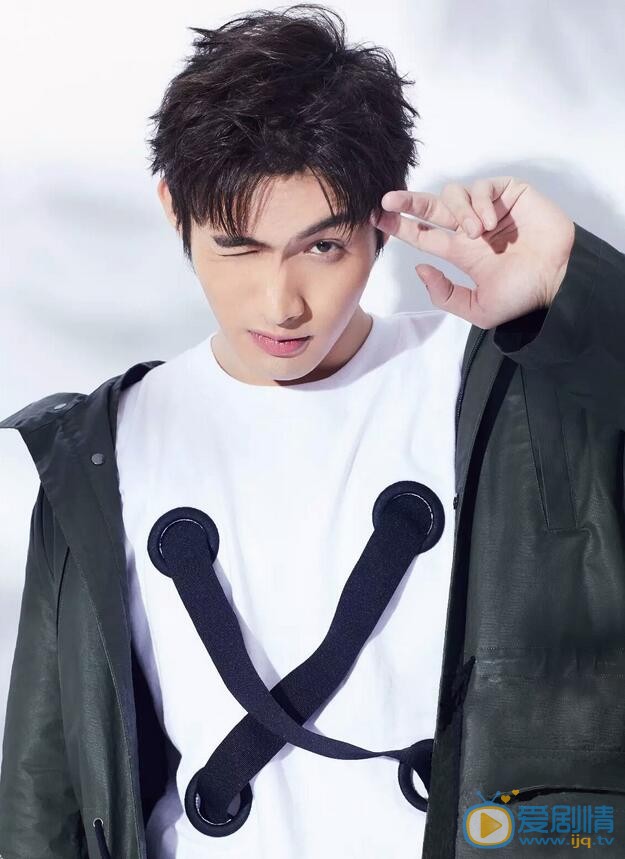 张彬彬杂志写真 张彬彬高清写真_张彬彬高清剧照