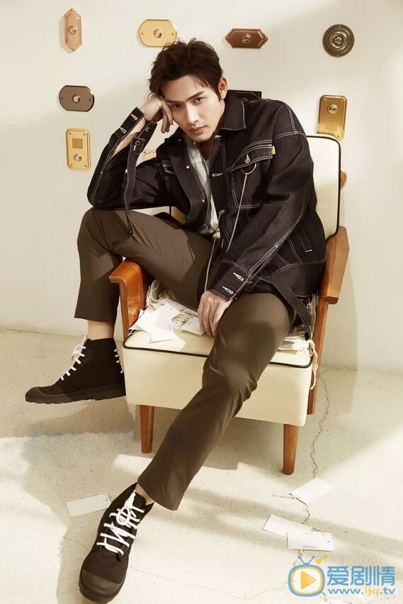 张彬彬杂志写真 张彬彬高清写真_张彬彬高清剧照