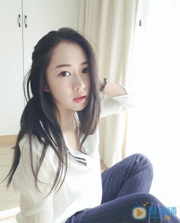 桑砚生活照 桑砚高清写真_桑砚高清剧照