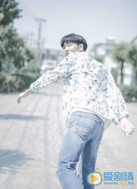 范晓东清凉写真 范晓东高清写真_范晓东高清剧照