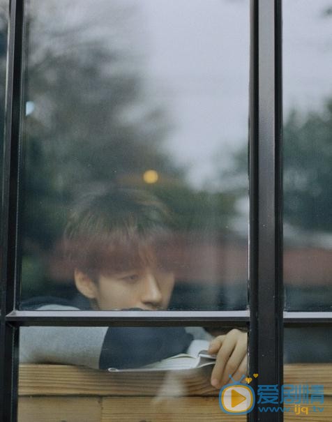 范晓东侧颜写真 范晓东高清写真_范晓东高清剧照