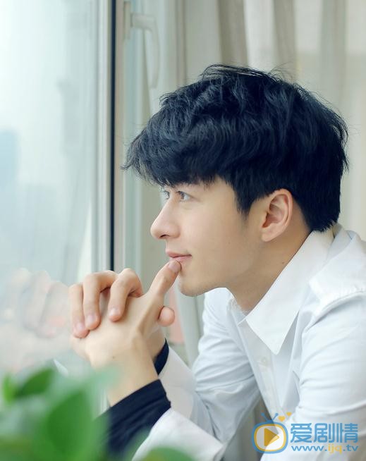 范晓东白衬衣写真 范晓东高清写真_范晓东高清剧照