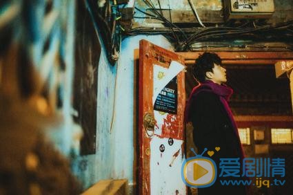 范晓东夜色街头写真 范晓东高清写真_范晓东高清剧照