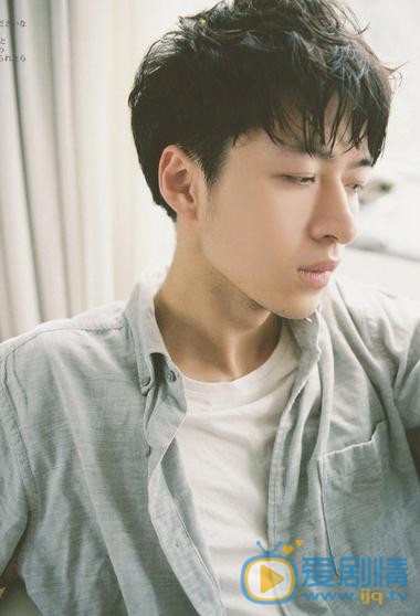 范晓东侧颜写真 范晓东高清写真_范晓东高清剧照