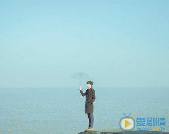 范晓东海边写真 范晓东高清写真_范晓东高清剧照