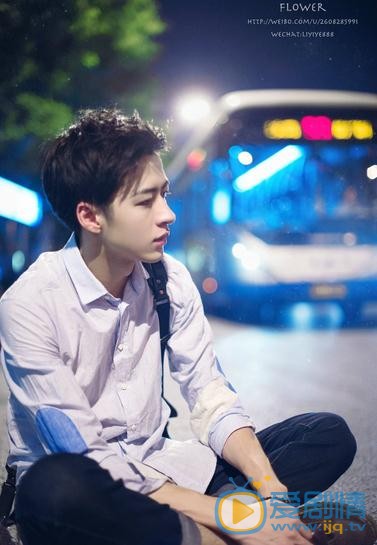 范晓东悲伤写真 范晓东高清写真_范晓东高清剧照